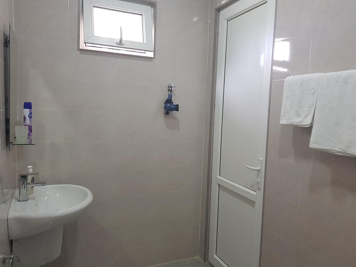 White House In Kakheti Eniseli Hotel Gremi Bagian luar foto