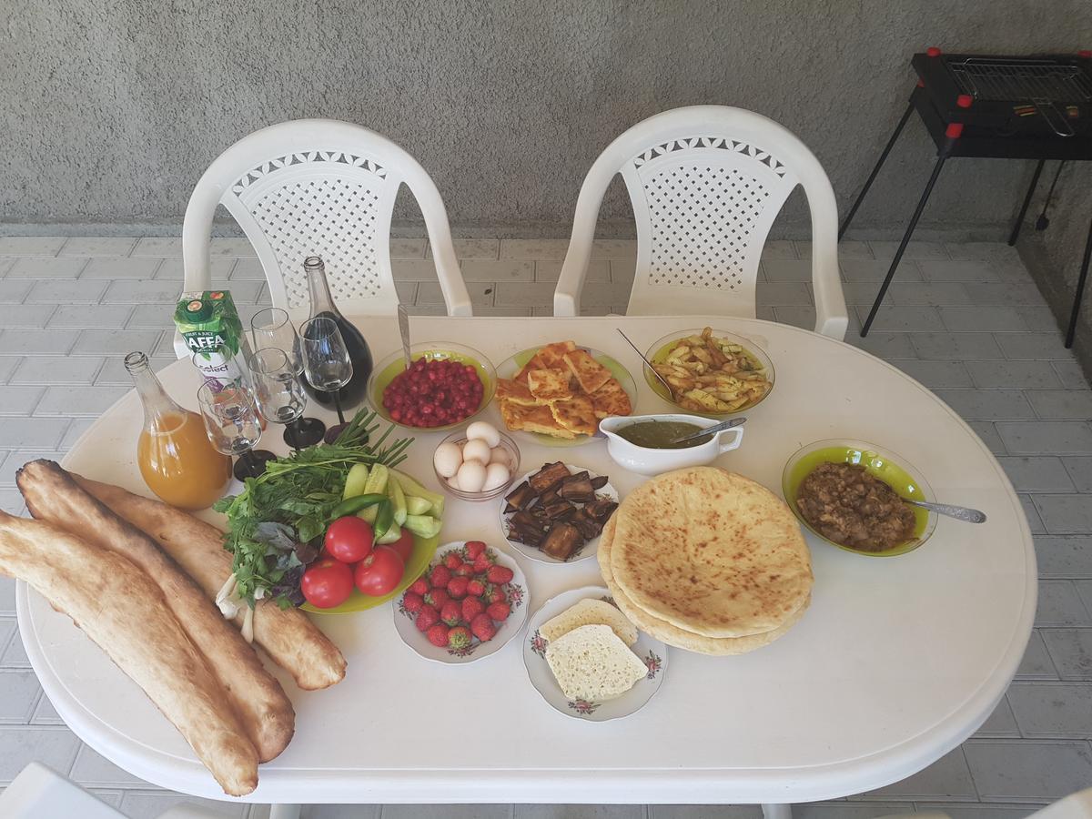 White House In Kakheti Eniseli Hotel Gremi Bagian luar foto